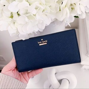 Kate Spade Cameron Street Wallet Navy. BNWT